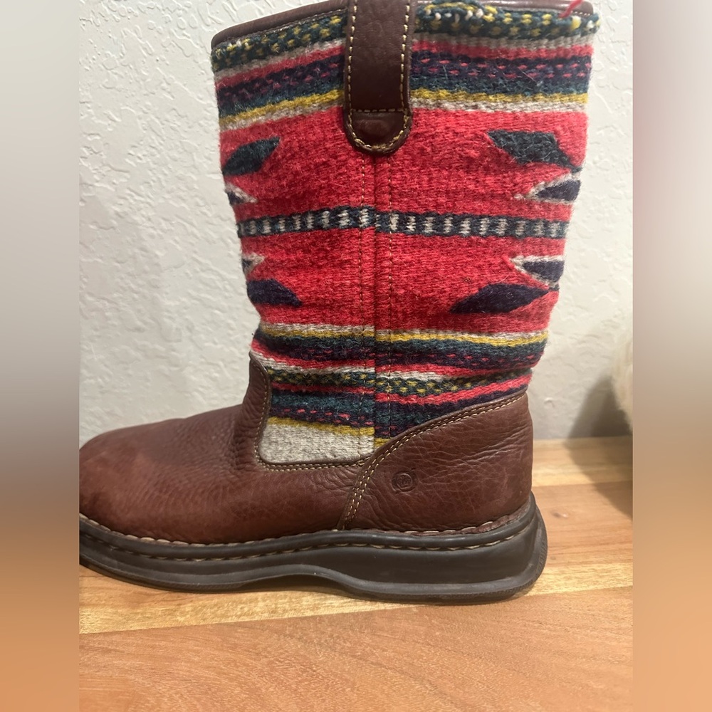 BORN Brown Leather Kilim Woven Blanket Shaft Western Mid High Boot Sz 9 - Picture 4 of 6